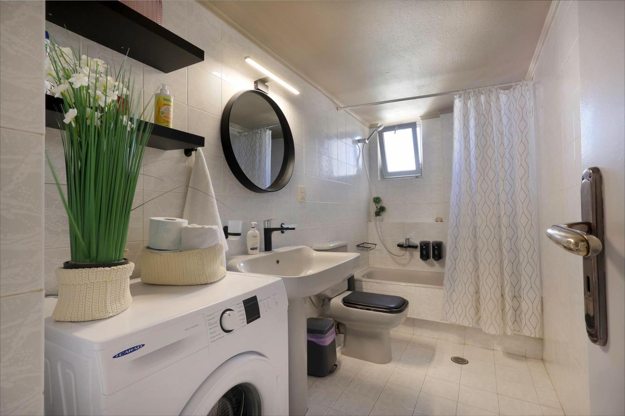 Renaissance City Apartment "By Checkin" イラクリオン エクステリア 写真